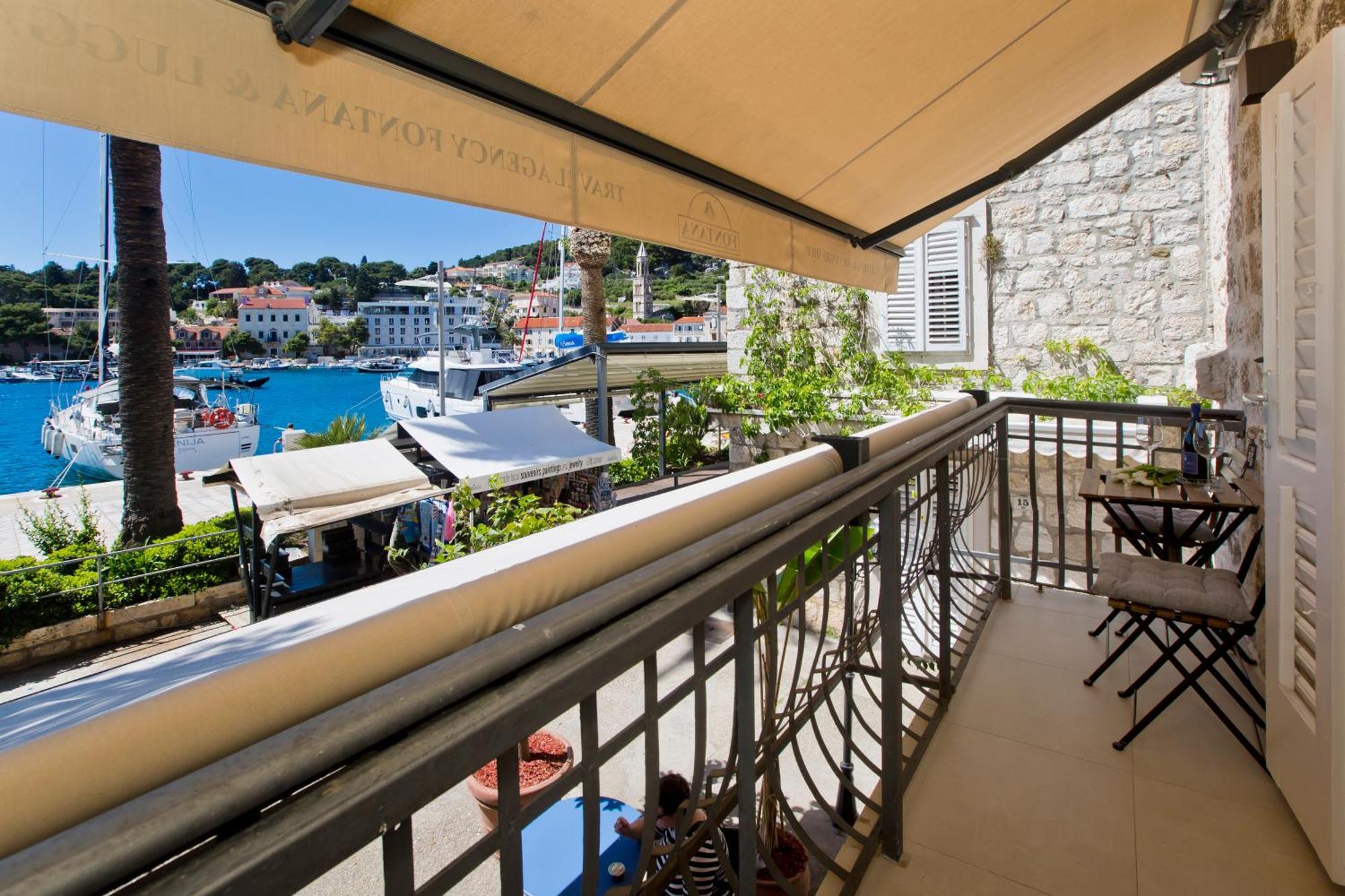 Riva Yacht Hvar Town Apartment Экстерьер фото